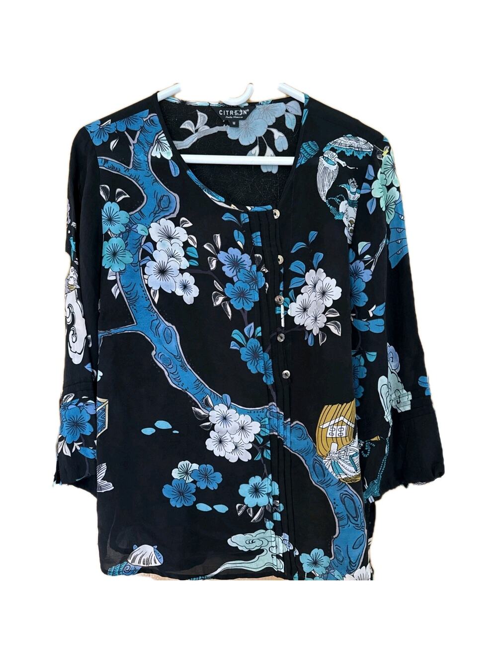 Citron Santa Monica Floral Asian Koi Design Size M Button Front